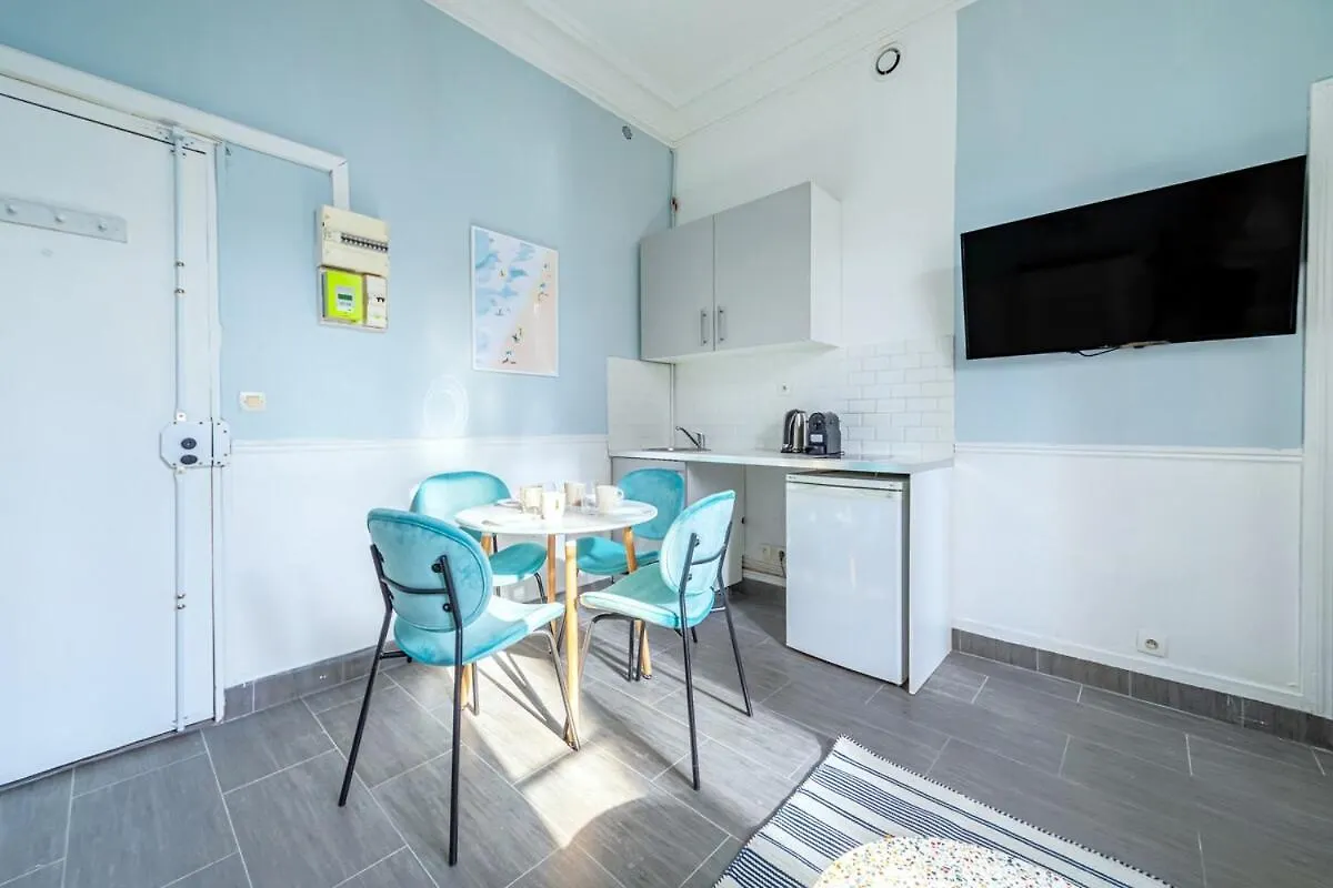 Appartement Colore 14Eme Arrondissement- IV Paris 0*,  France
